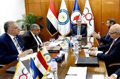 وزير البترول يتابع مع وفد «وورلى بارسونز» معدلات تقدم الأعمال بالمشروعات المشتركة