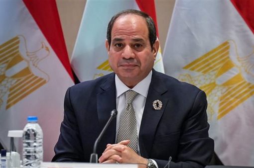 الرئيس السيسي يستقبل الملك عبد الله الثاني عاهل الأردن بمطار العلمين