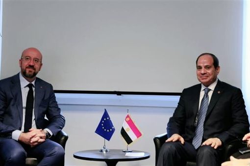 السيسي يلتقي رئيس المجلس الأوروبي على هامش قمة ميثاق التمويل العالمي الجديد