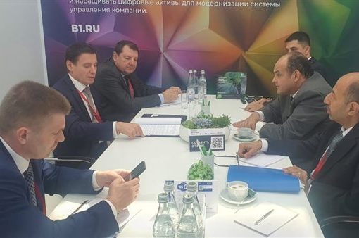 وزير التجارة يعقد لقاءات مكثفة مع كبار المشاركين بمنتدى سان بطرسبرج الاقتصادي