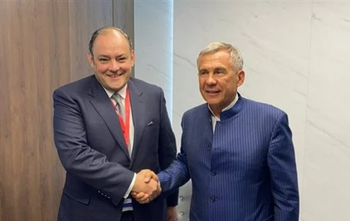 وزير التجارة يبحث مع كبرى شركات الشحن الروسية فرص التعاون المشترك