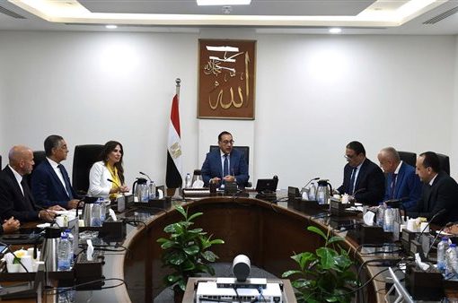 رئيس الوزراء يناقش حزمة حوافز مقترحة لمشروعات المناطق المركزية للأعمال