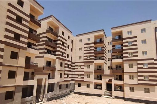 وزير الإسكان يتابع معدلات تنفيذ وحدات «سكن كل المصريين» بمدينة قنا الجديدة