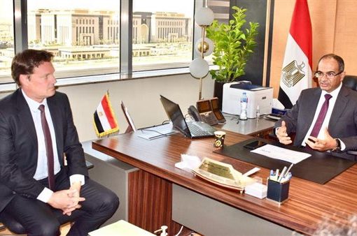 نائب وزير الإسكان يبحث سبل التعاون المستقبلي مع بنك التعمير الألماني