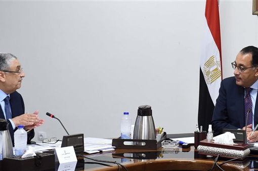 رئيس الوزراء يبحث إتاحة المزيد من المحفزات لمستثمري الكهرباء و الطاقة الجديدة