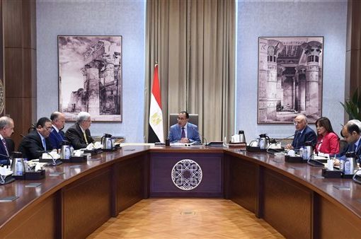 رئيس الوزراء يتابع مقترحات تطوير منطقة جنوب القاهرة التاريخية
