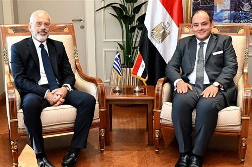 مصر تبحث زيادة معدلات التجارة البينية والاستثمارات المشتركة مع اليونان