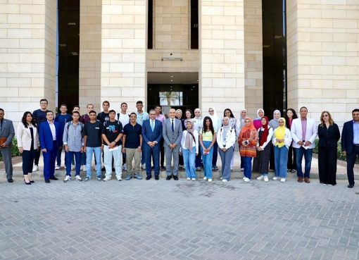 في إطار مبادرة “100 حلم للمستقبل.. التعليم بالعاصمة الإدارية” قبول طلبة الصعيد بالجامعات الأجنبية بالعاصمة الإدارية الجديدة