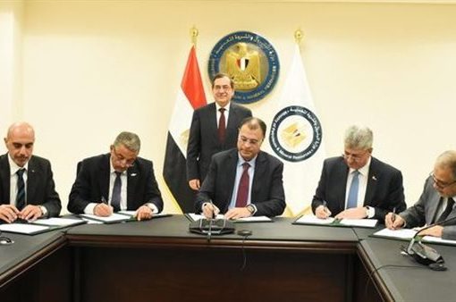 توقيع مذكرة تفاهم لإمداد مشروع شمال أبوقير للمغذيات الزراعية بالهيدروجين الأخضر