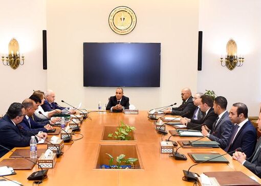 وزير الخارجية والهجرة وشئون المصريين في الخارج يجتمع بقيادات وأعضاء الوزارة المعنيين بالموضوعات الإفريقية