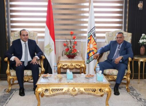 عقب انتهاء جولته في الإسماعيلية رئيس هيئة الرعاية الصحية يتوجه إلى جنوب سيناء..