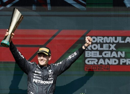 راسيل يخسر فوزه بالسباق البلجيكى لعدم مطابقة سيارته للوزن المطلوب  وهاميلتون يحصل على المركز الأول بدلاً منه