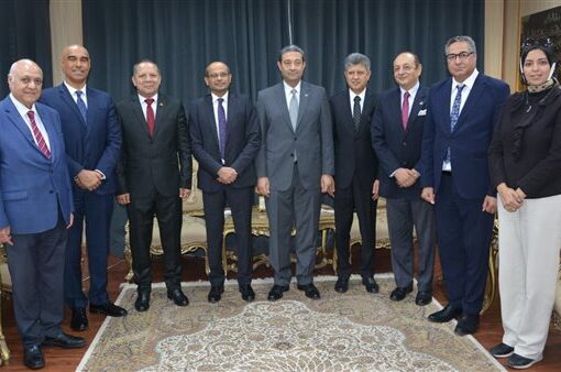البورصة المصرية تتعاون مع جامعتى دمياط وحورس لنشر الوعى بمبادئ الاستثمار