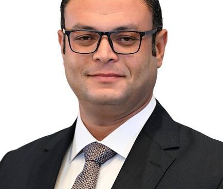 وزير الإسكان: تنفيذ 9 قرارات إزالة لمخالفات بناء بقطع أراضٍ بتوسعات مدينة الشيخ زايد