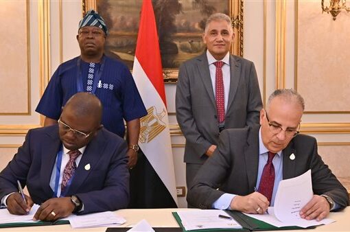 مصر ونيجيريا توقعان مذكرة تفاهم للتعاون في مجال إدارة الموارد المائية
