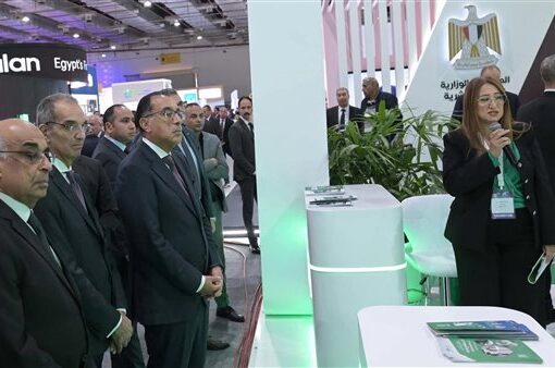 رئيس هيئة البريد تستعرض جهود تطوير منظومة الخدمات المقدمة للمواطنين