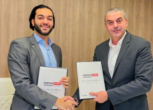 برانديت كايرو ومحمد حمدي يوقعان عقد شراكة حصـري لإنتاج أضخم حفل فني للسيارات الكهربائية والرياضية الخارقة في المنطقة العربية والأفريقية