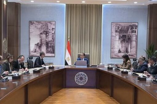 رئيس الوزراء يتابع جهود تنفيذ مستهدفات الدولة بمجال التحول الرقمي