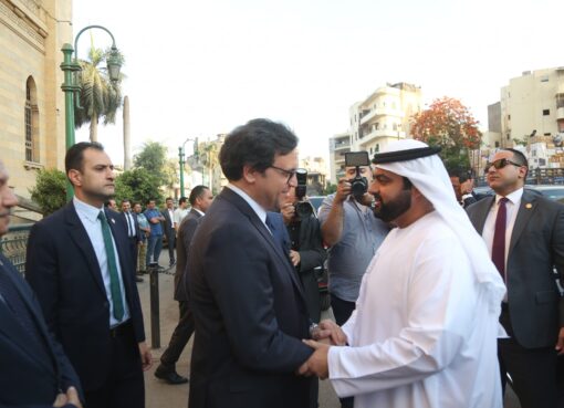 وزير الثقافة يستقبل ولي عهد الفجيرة لبحث آليات التعاون الثقافي وصون التراث ويصطحبه في جولة بدار الكتب بباب الخلق
