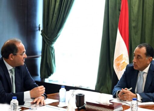 رئيس الوزراء يجتمع مع وزير المالية لمتابعة موقف سداد المستحقات المتأخرة للمصدرين