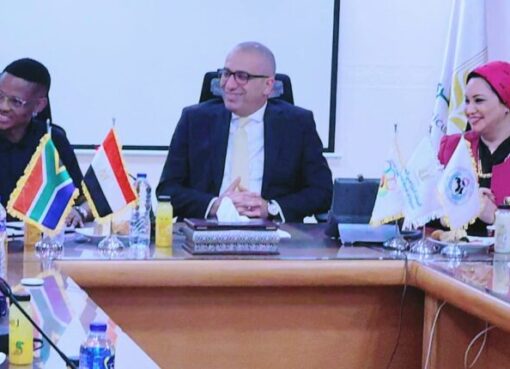 البنك الزراعي المصري يستقبل وفدًا من اتحاد نقابات جنوب إفريقيا لتعزيز سبل التعاون